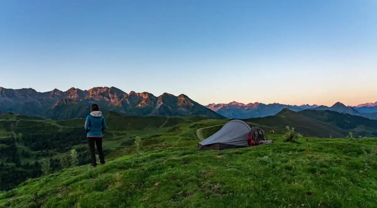 Acampada libre en Francia - claves para hacer vivac legalmente